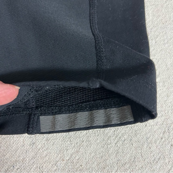 Title Nine Hybrid Hiking Leggings Womens Medium Black Nylon - Picture 7 of 14